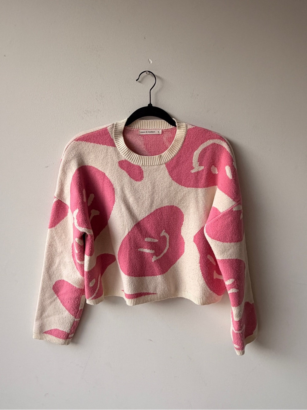 moon & madison Cream and Pink Floral Crewneck Sweater